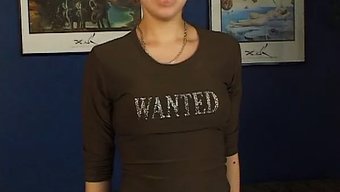 Adolescente Alemana Con Grandes Tetas Naturales Es Dominada En Sexo Al Aire Libre En Público